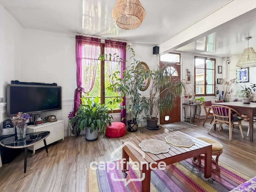Coup de coeur - Charmante Maison 3 pièces 74 m² avec jardinet-Garage-Proche de toutes commodités - photo 9