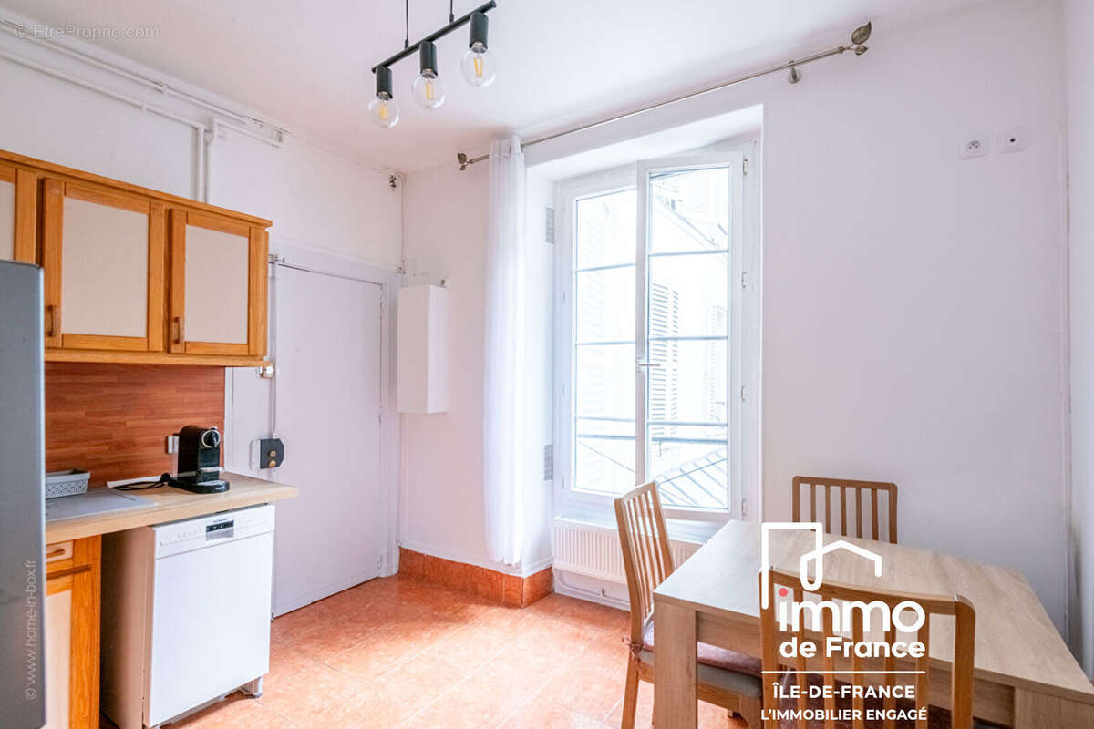 Appartement à PARIS-11E
