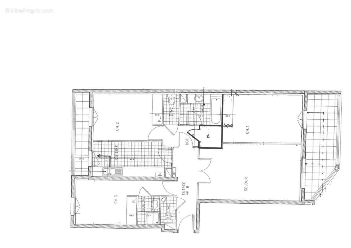 Appartement à COURBEVOIE