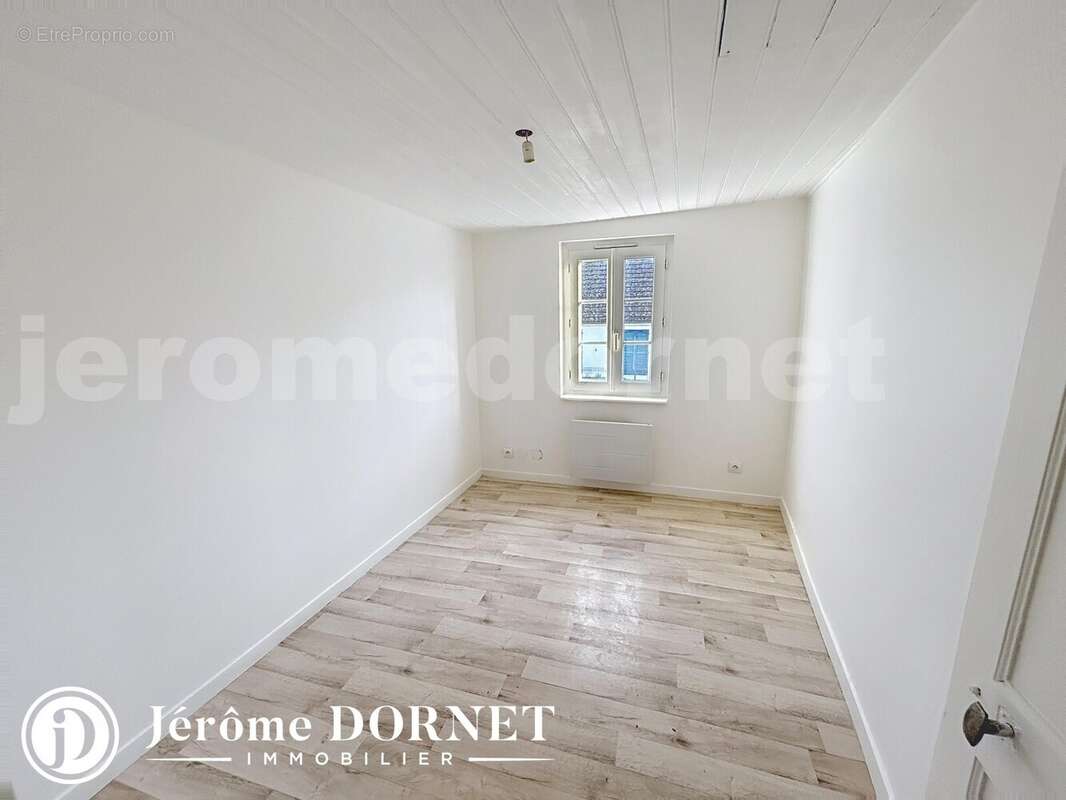 des_00002 - Maison à GRANDVILLIERS