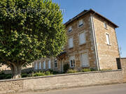 Appartement à JUJURIEUX