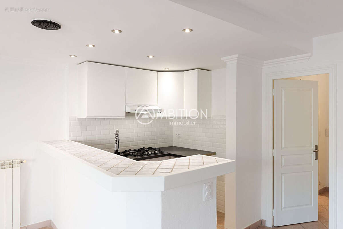 Appartement à FREJUS