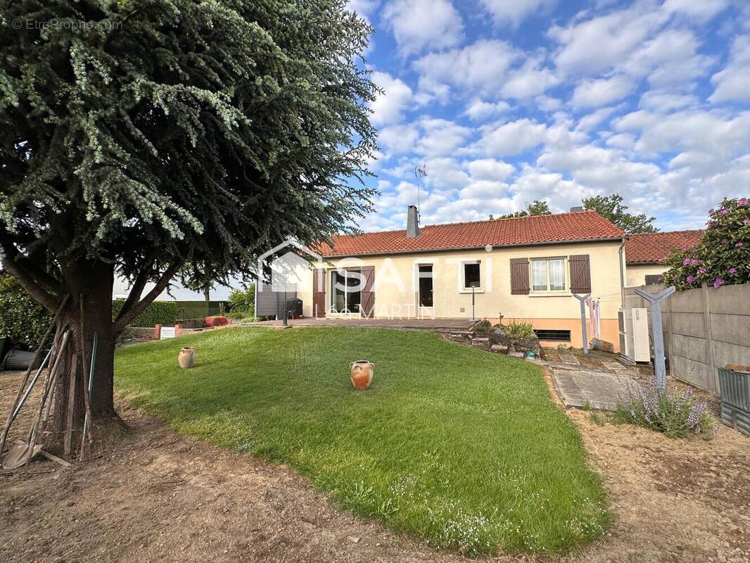 Photo 1 - Maison à LE MAY-SUR-EVRE