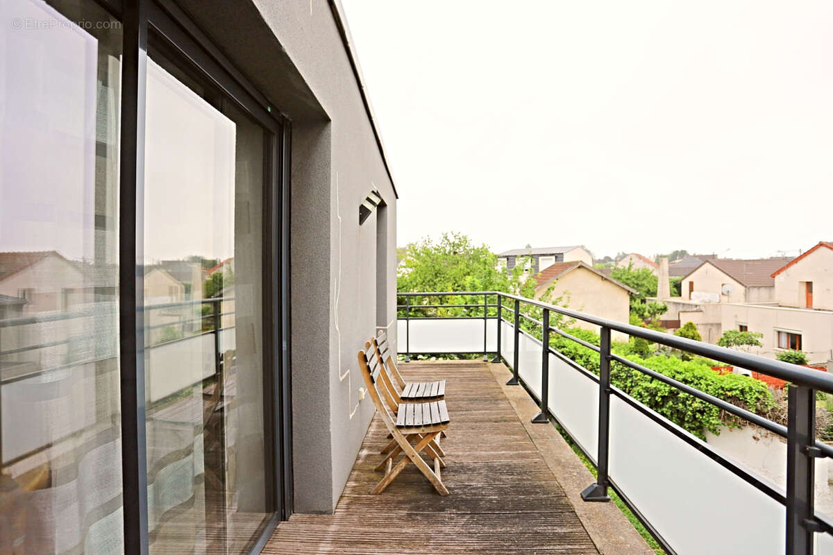Appartement à STAINS