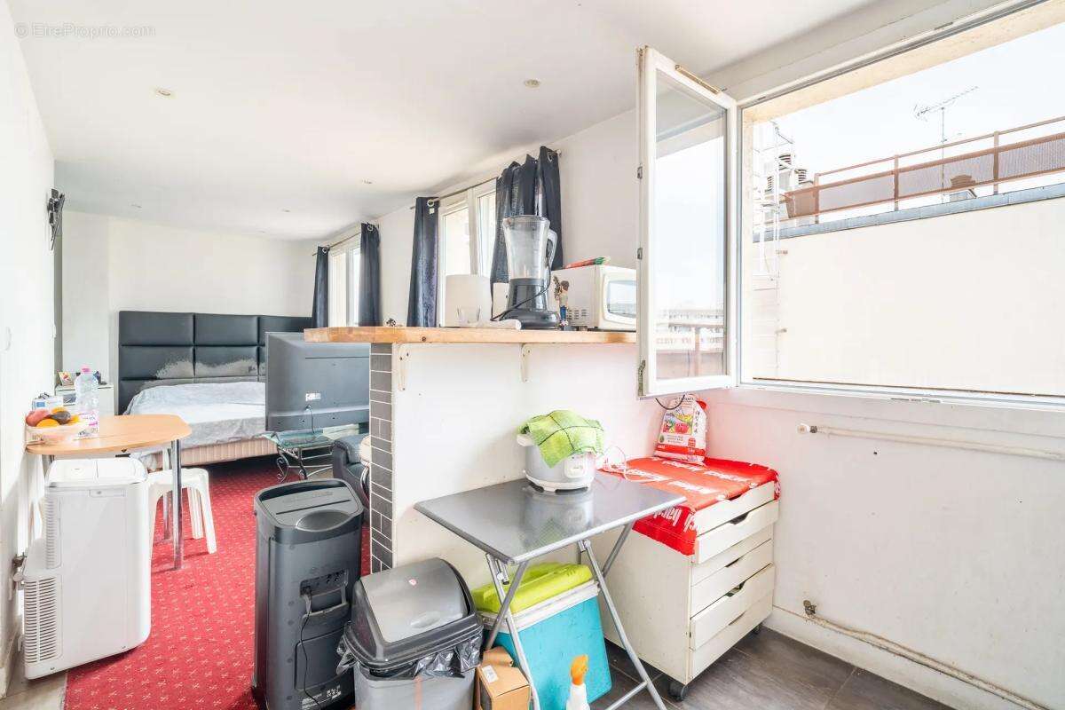 Appartement 1 pièce de 26 m² à Villeneuve-la-Garenne - photo 4