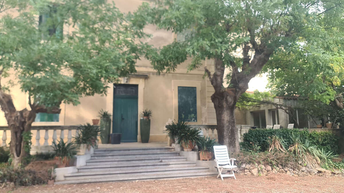 Maison à COURNONSEC