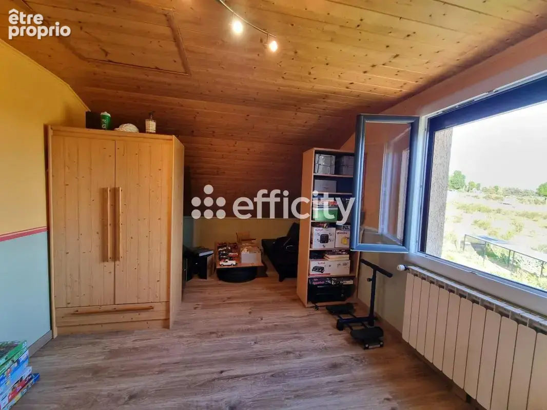 Maison 144 m² à Les Bessons  - photo 17