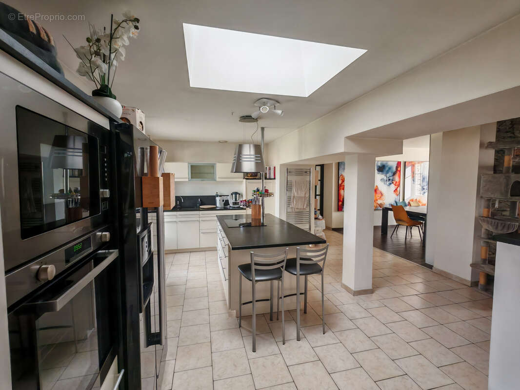 Maison à LE LOUROUX-BECONNAIS