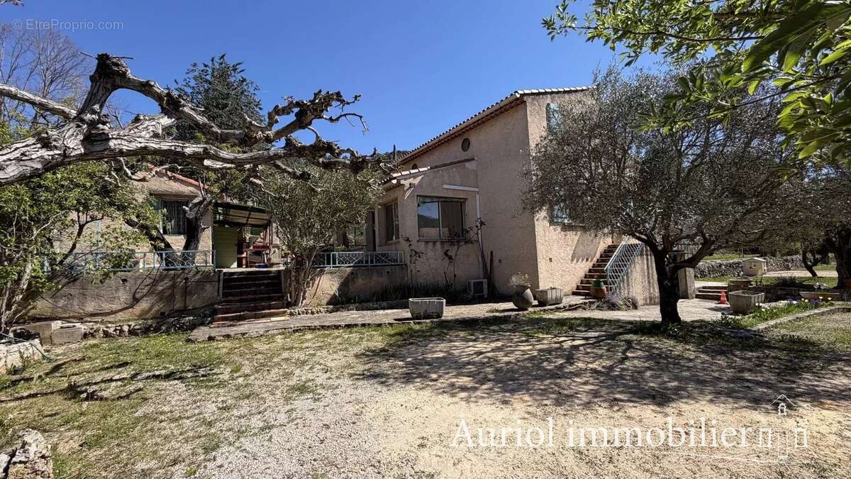 Maison à AURIOL