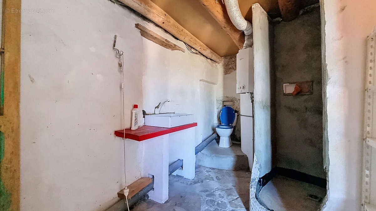 Maison à CHAMPEIX