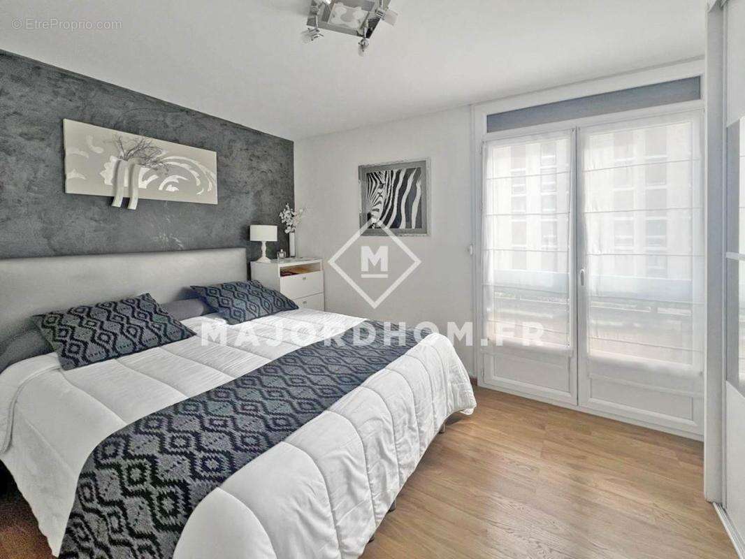 Appartement à MARSEILLE-9E