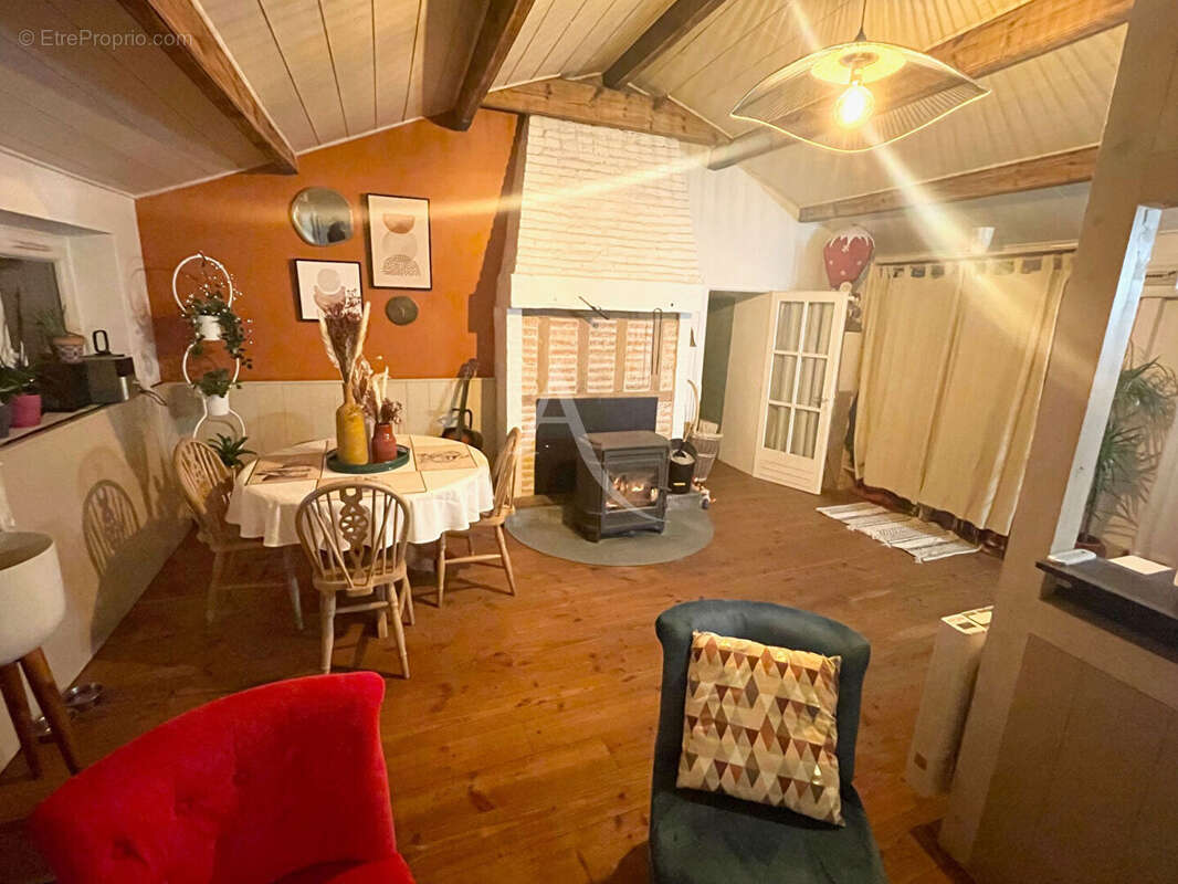 Maison à SAINT-MAIXENT-SUR-VIE