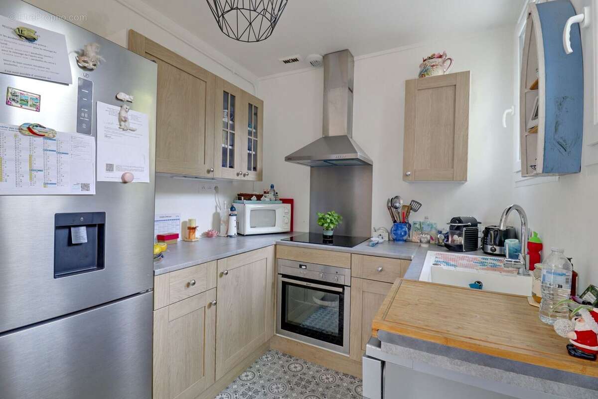 Maison à VERNEUIL-SUR-SEINE