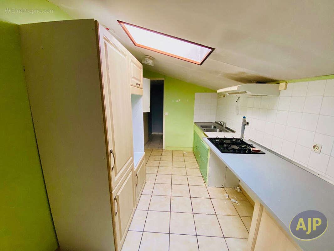 Maison à SAINT-GERMAIN-D'ESTEUIL