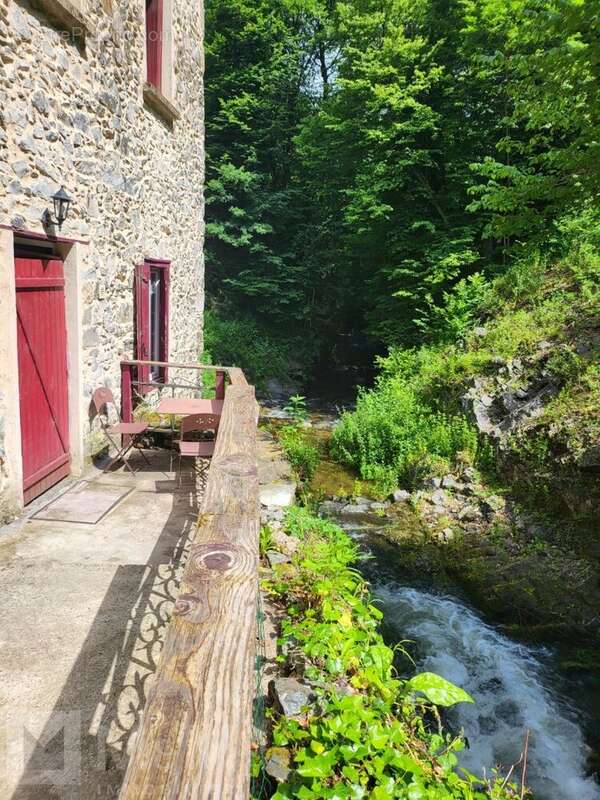 Maison à MONTFORT-SUR-BOULZANE