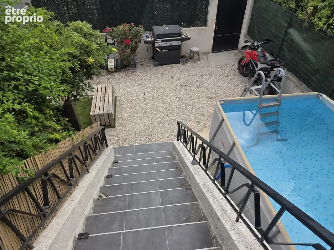 Dans petite résidence de 4 lots, en impasse au calme,T3 en parfait état en 1er et dernier étage avec jardin - photo 13