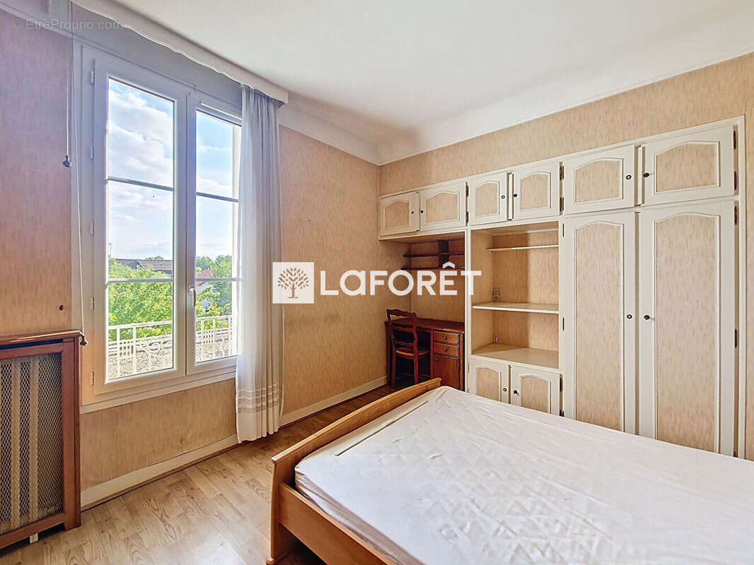 Maison à BONNEUIL-SUR-MARNE