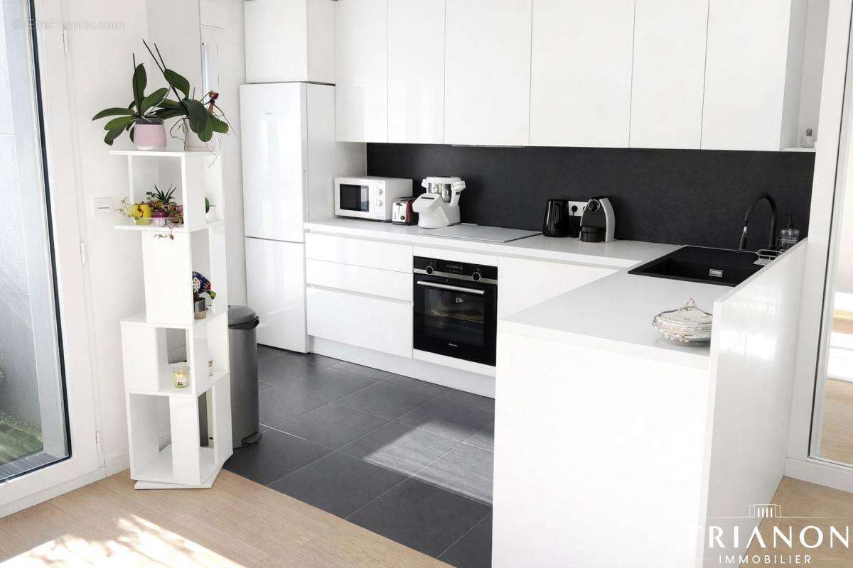 Appartement à CLICHY