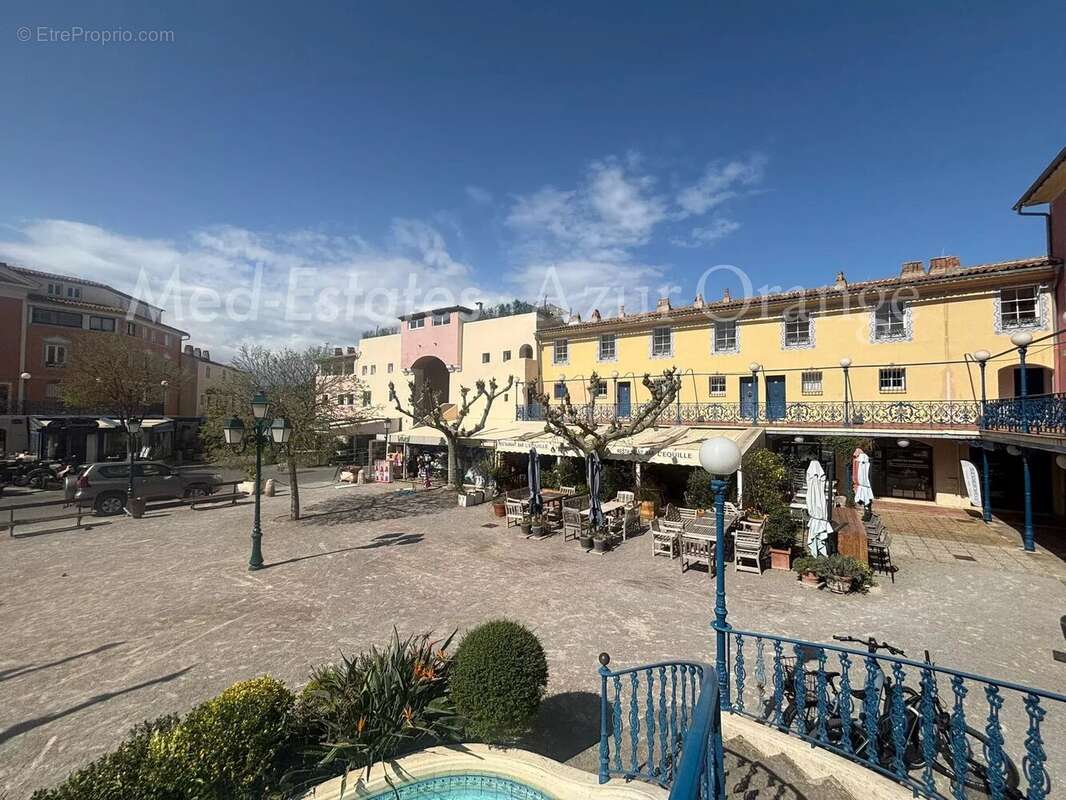 Appartement à GRIMAUD