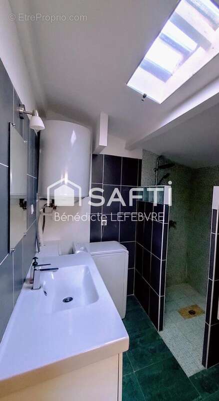 Photo 6 - Maison à VIC-LA-GARDIOLE