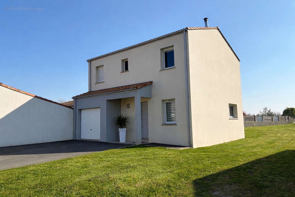 Maison 3 chambres -  1200 m2 de terrain - photo 8