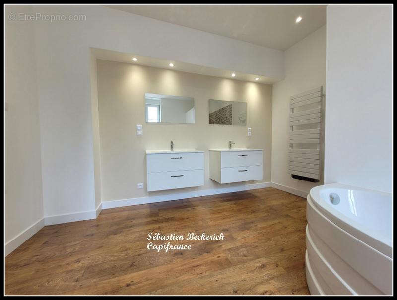 Maison à SARREINSMING