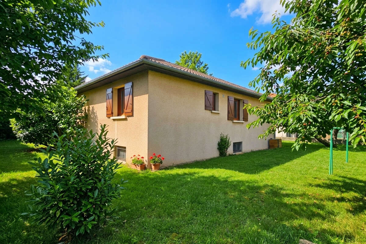 Maison à SAINT-PRIEST