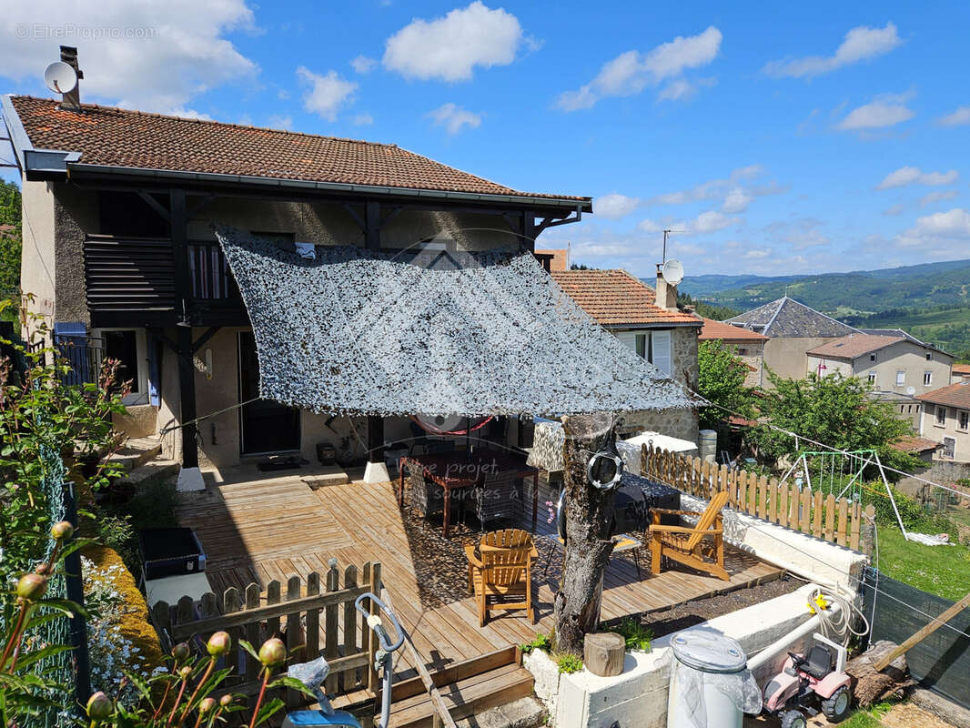 Maison à LAPRUGNE