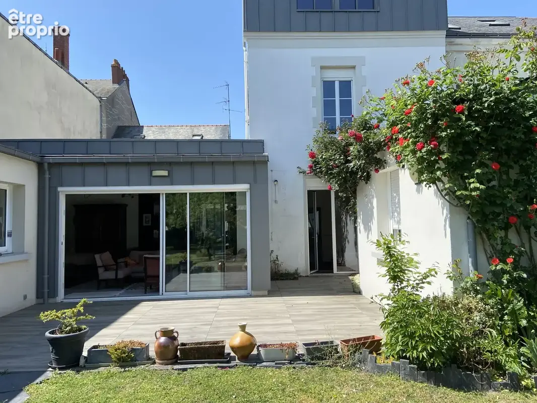 Maison 8 pièces 180 m² à vendre à Angers (49100) - photo 2
