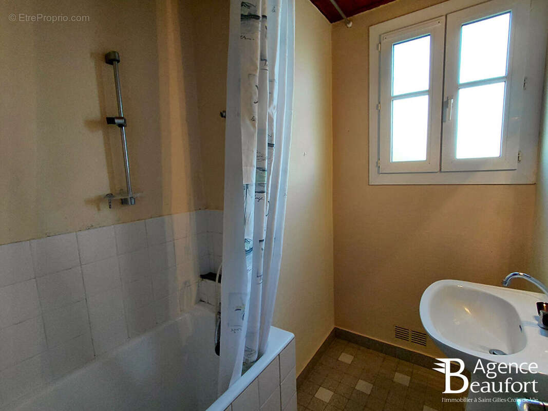 Maison 2 chambres + bureau - Le Fenouiller - photo 6