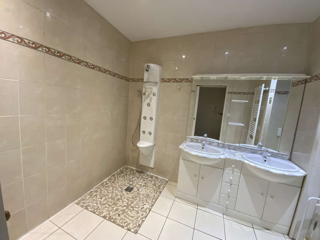 Appartement à LURE