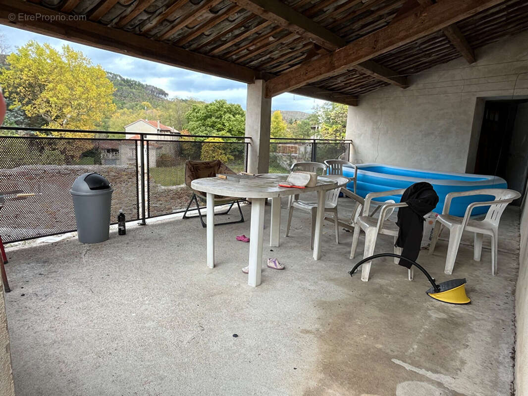 Appartement à BESSEGES
