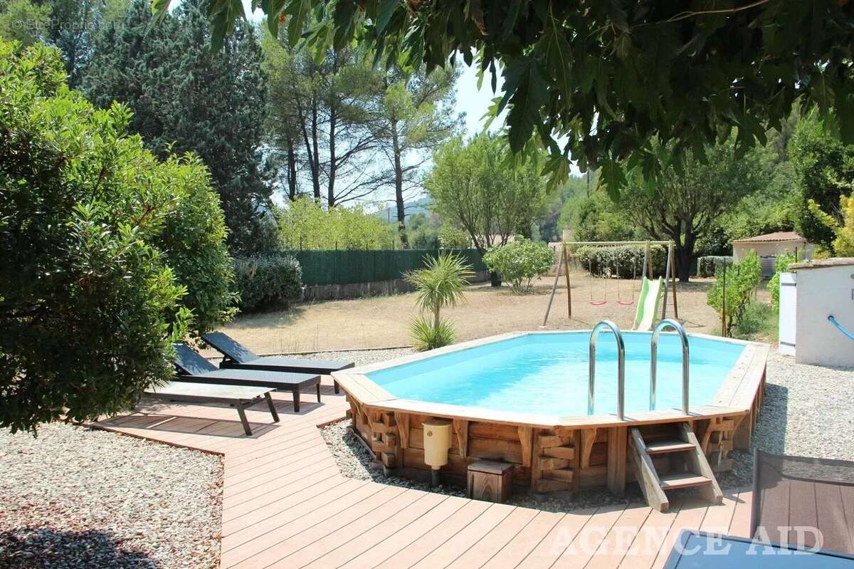 Maison à CUGES-LES-PINS