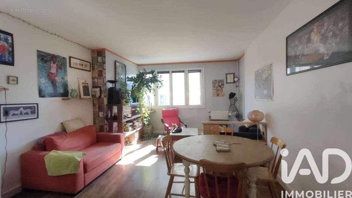 Photo 4 - Appartement à PARIS-20E