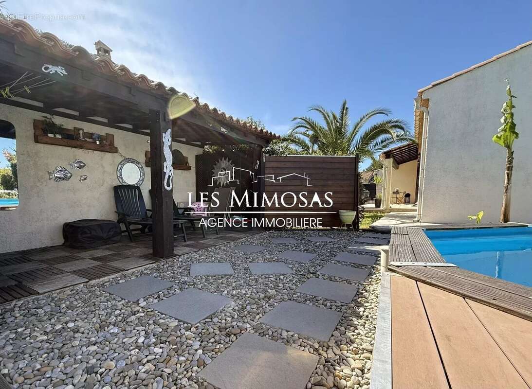 Maison 4 P avec grand GARAGE – LE MUY - photo 5