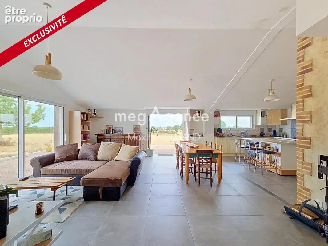 Maison de charme 113 m² – Pierres apparentes – Beau potentiel - photo 5