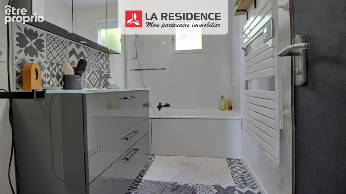 Maison 7 pièces 143 m² à vendre à Les Clayes-Sous-Bois (78340) - photo 5