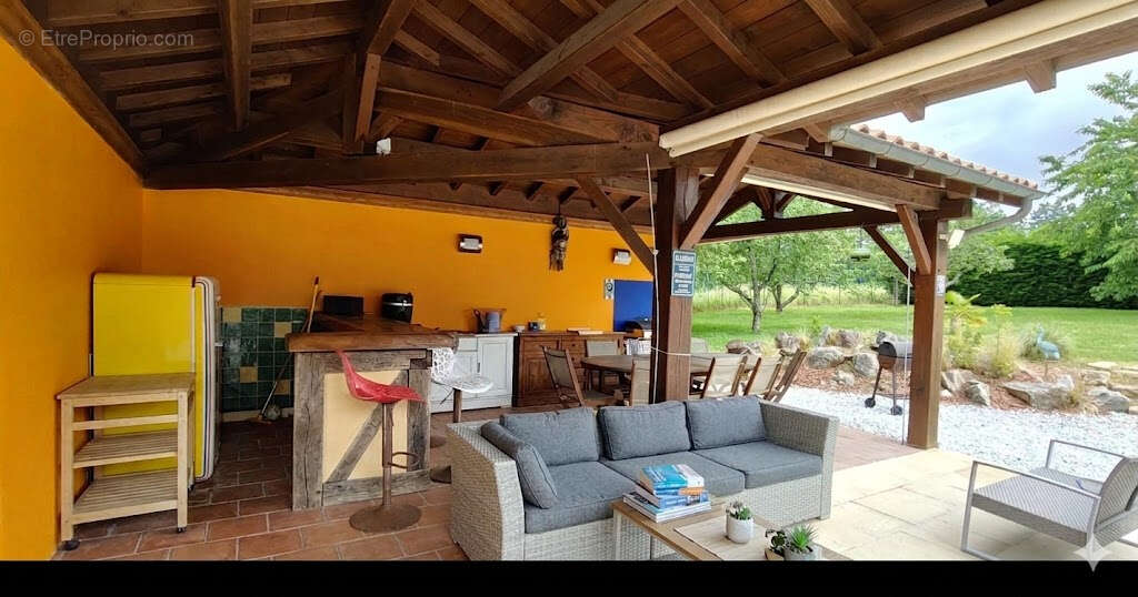Maison contemporaine à Saint Mathieu avec 1ha arboré avec piscine chauffée et pool house - photo 9