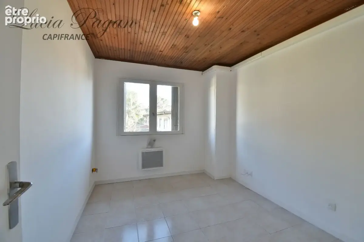 Maison de ville de caractère avec jardin et garage – Quartier La Crouzette, Béziers - photo 8
