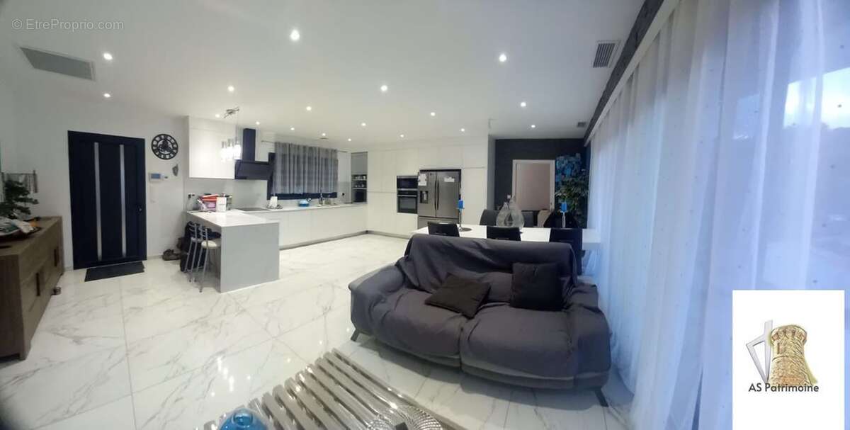 Maison 158 m² à Bastelicaccia  - photo 2