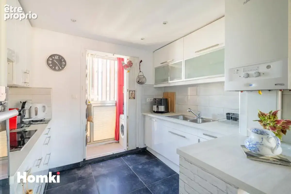 Appartement T5 de 99 m² à Marseille 13009, Boulevard de Sainte-Marguerite - photo 5