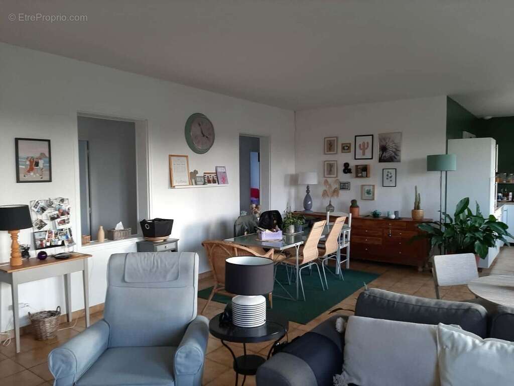 A vendre en exclusivite restaurant et reserve fonciere const - photo 12