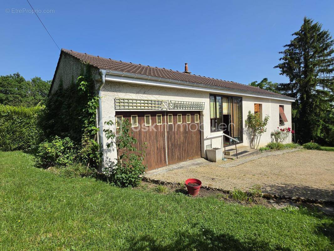 Maison à POMMEUSE