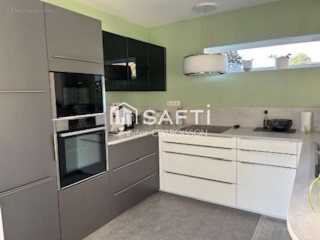 Photo 2 - Maison à CHATELLERAULT