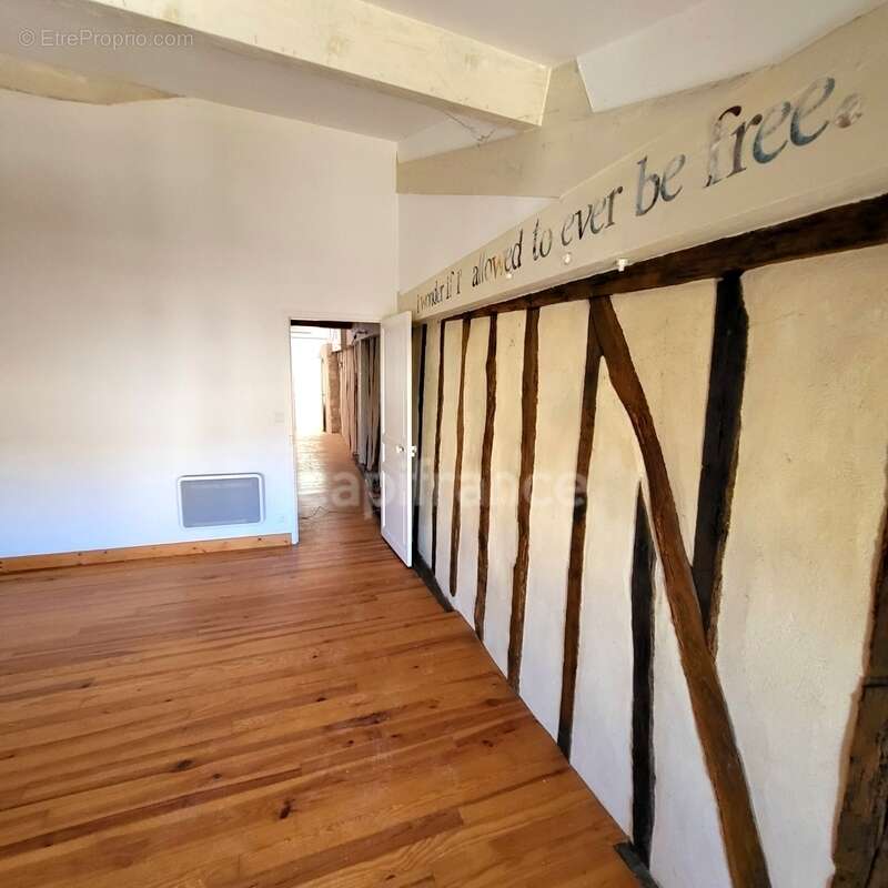 Appartement à SAINT-CLAR