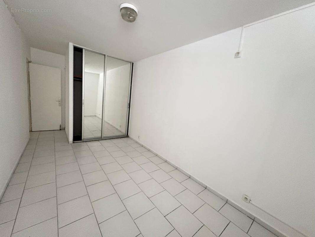 Appartement à LES ABYMES