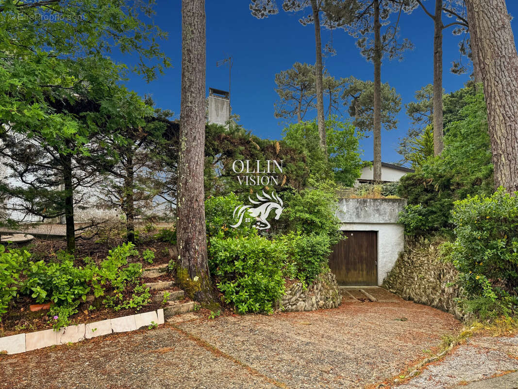 Maison à LE BOUSCAT