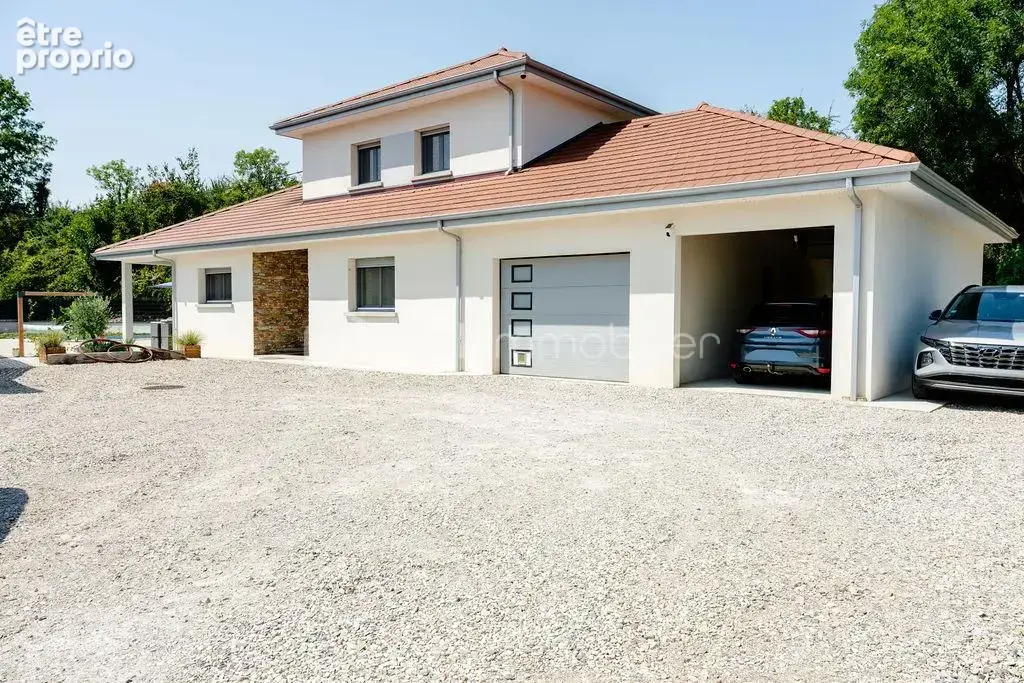Superbe Maison Familiale de 149m² sur 961m² de Terrain avec Piscine ! - photo 2