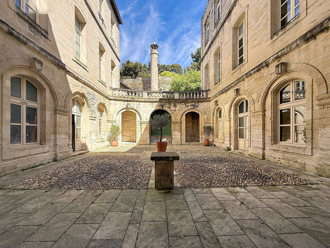 Appartement à BEAUCAIRE