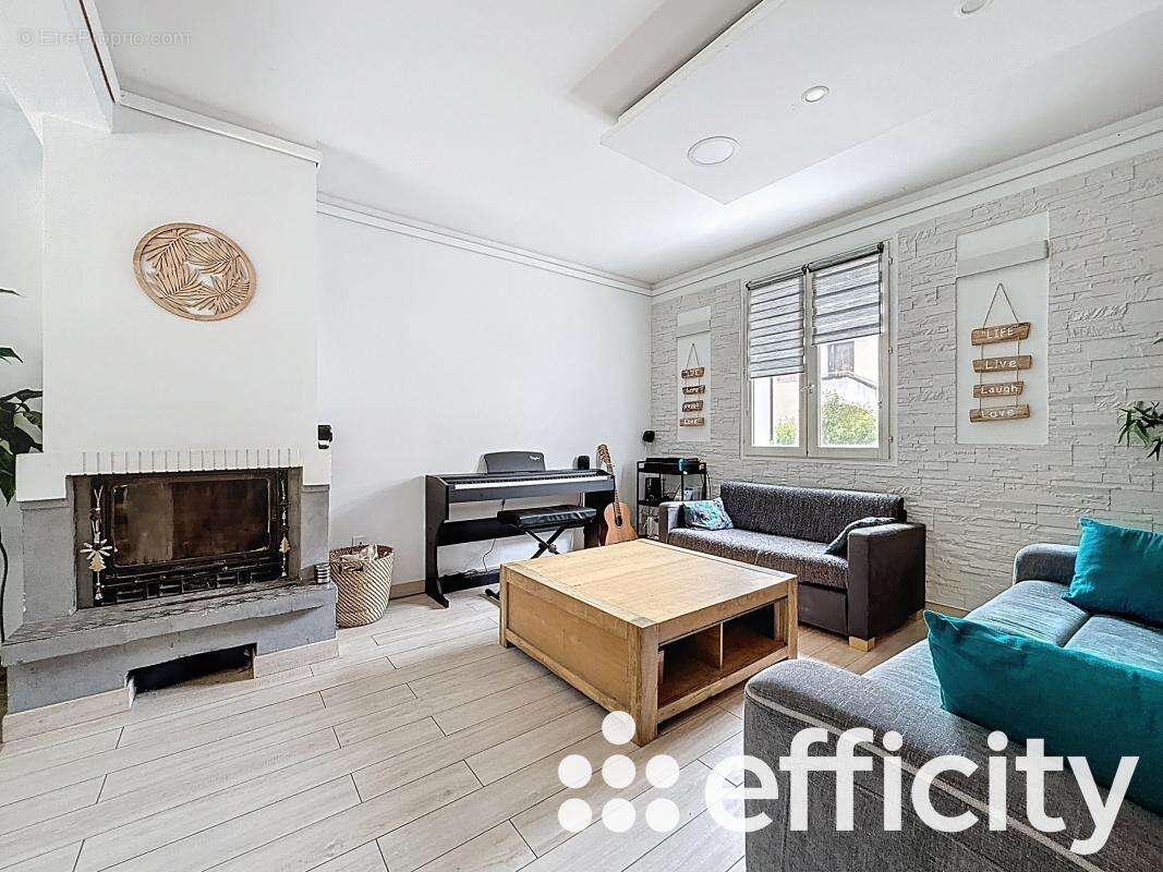 Maison à SAINT-PRIEST